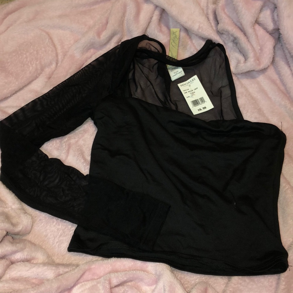 Mesh sleeve crop top